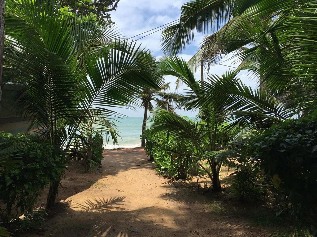 Chandi Gaya Beach Guesthouse Tangalle Exterior foto